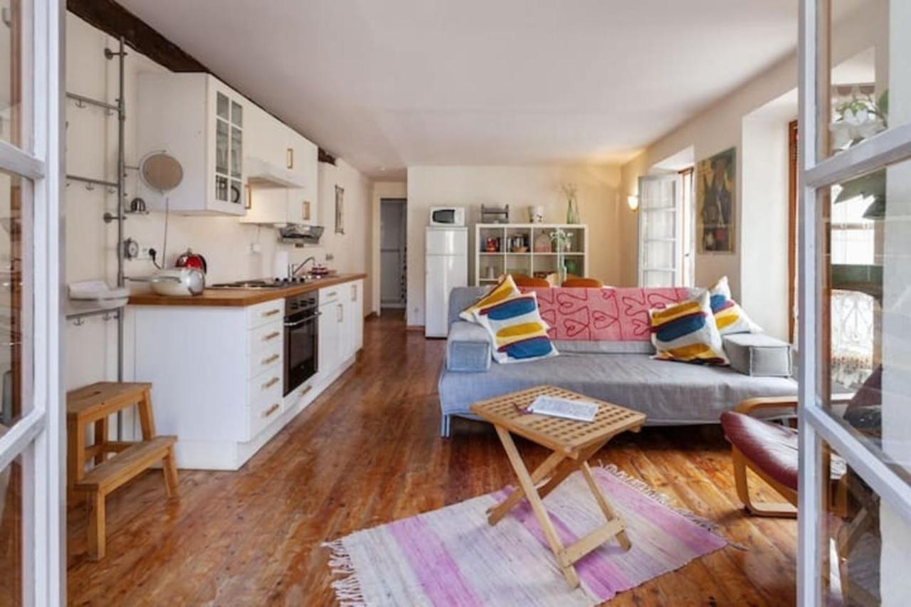 Sunny 1-Bed Apartment In Lovely Mountain Village La Brigue Kültér fotó